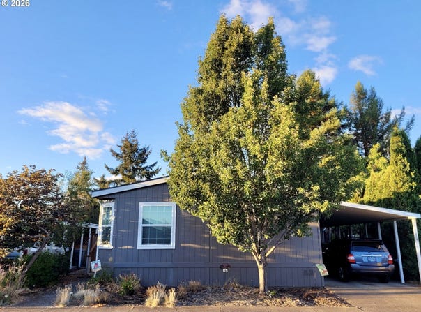 1699 N TERRY St, Eugene, OR 97402