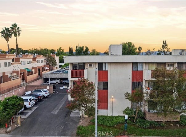 20234 Cantara, Winnetka, CA 91306