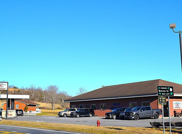 10770 S Seneca Trl, Lindside, WV 24951