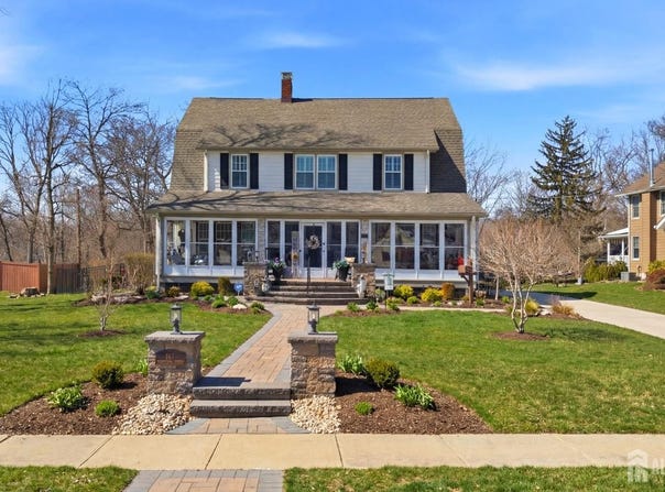 151 Beechwood Avenue, Middlesex, NJ 08846