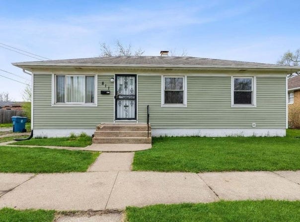811 E 15th Avenue, Gary, IN 46407