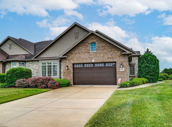 8999 Holland Harbor Circle, Frankfort, IL 60423