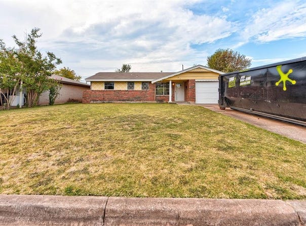 744 NW 1st Street, Moore, OK 73160