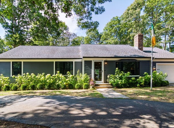 98 Sheffield Road, Brewster, MA 02631