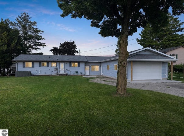 2383 Green Drive, Au Gres, MI 48703