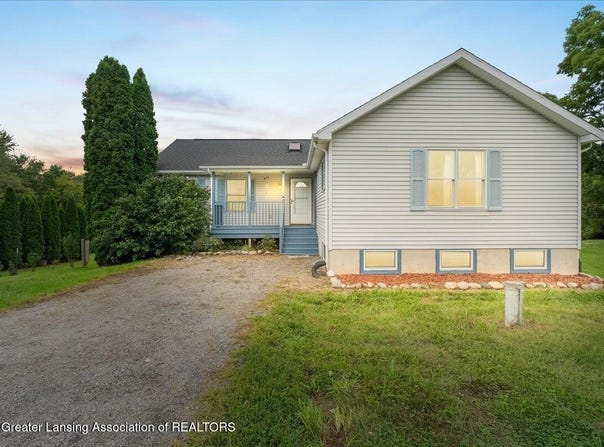 3956 Aurelius Road, Onondaga, MI 49264