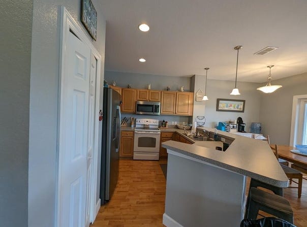 245 E 3rd Ave, Horseshoe Beach, FL 32648