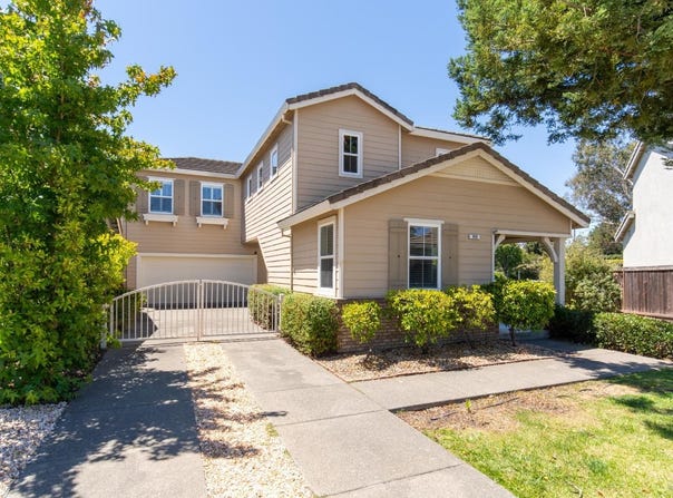 959 Hogwarts Circle, Petaluma, CA 94954
