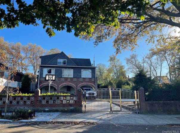 29 -05 MURRAY Street, Flushing, NY 11354
