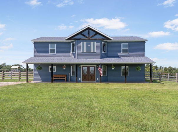 1033 County Road 2765, Clark, MO 65243