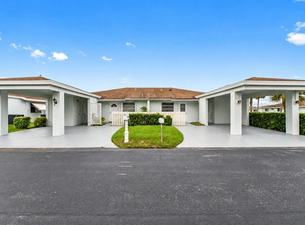 6801 Moonlit Drive, Delray Beach, FL 33446