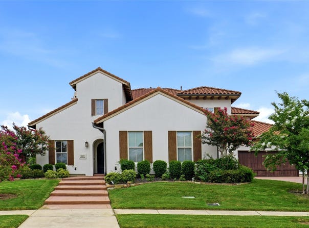667 Creekway Drive, Irving, TX 75039