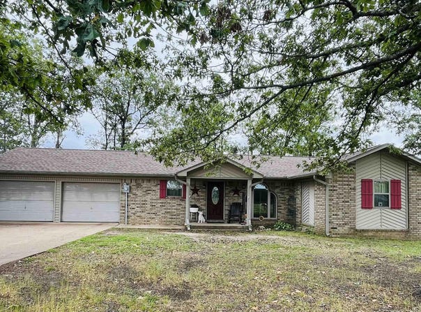 2032 Gray Loop, Leola, AR 72084