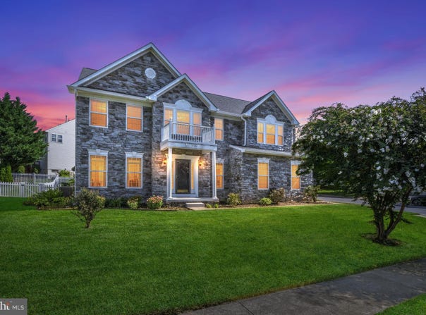 800 AZTEC Drive, FREDERICK, MD 21701