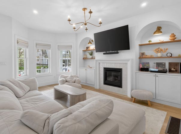 17 Manning St, Medford, MA 02155