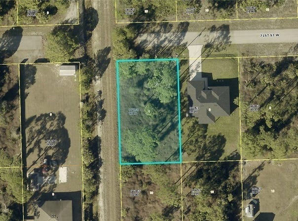 3419 71st Street W, Lehigh Acres, FL 33971