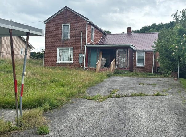 914 E 4th Street, Richlands, VA 24641