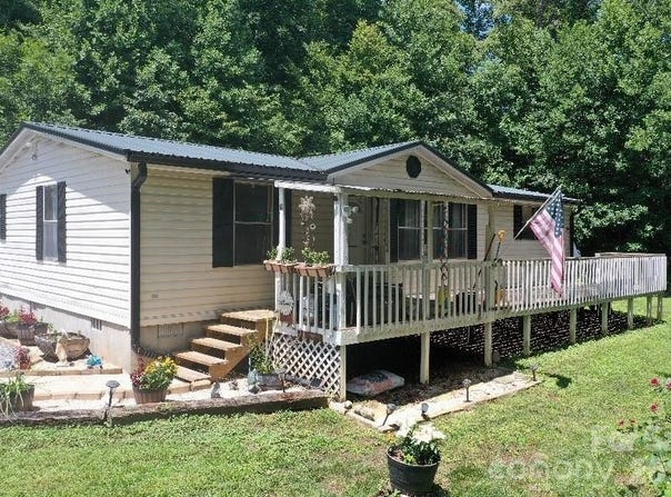 7 Warblers Nest, Swannanoa, NC 28778