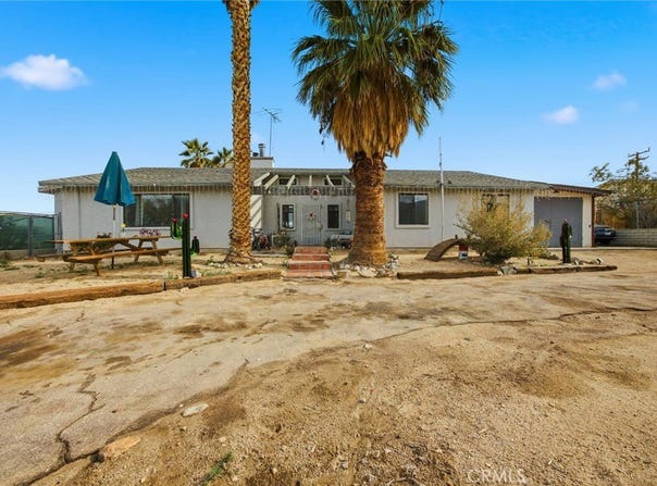 7725 Sahara, 29 Palms, CA 92277