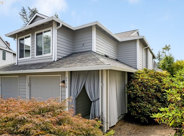 2036 TITAN Ter, WestLinn, OR 97068