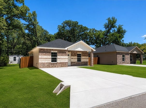 108 Navajo Drive, Mabank, TX 75156
