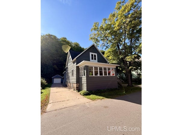 590 Jasper Street, Ishpeming, MI 49849