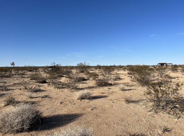 Sunburst Avenue, Joshua Tree, CA 92252