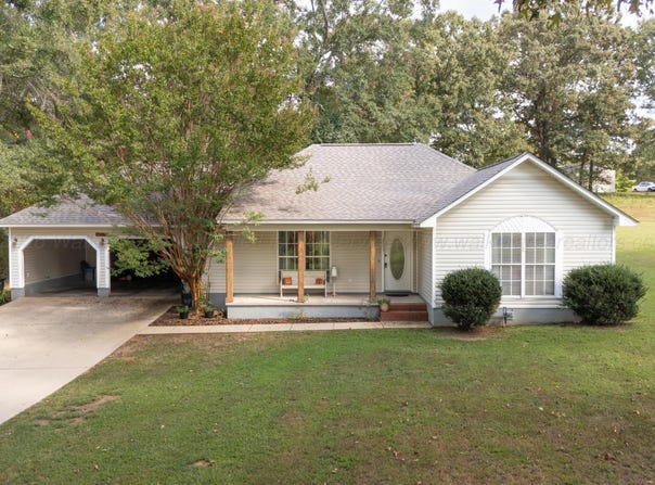 2094 HIGHLAND Rd, Winfield, AL 35594