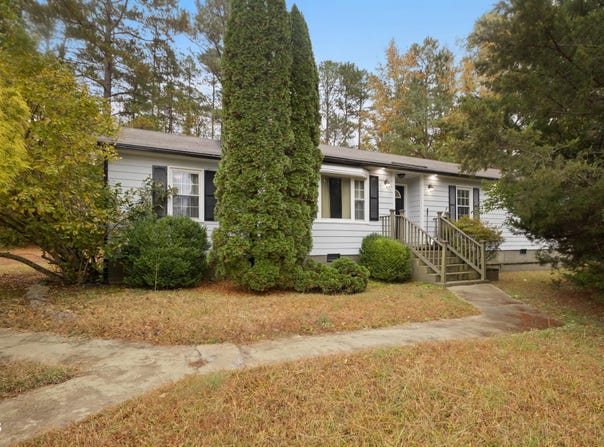 2930 Thomas Road, Henderson, NC 27537