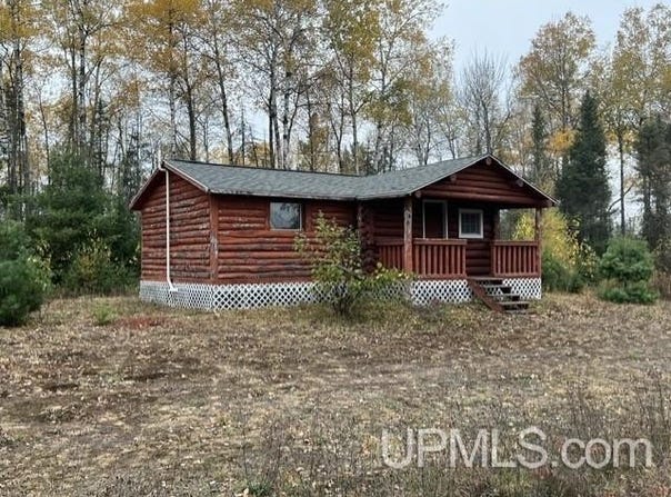 4892 Balsam Road, Republic, MI 49879
