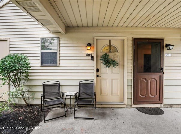 504 Geranium Court, Jackson, NJ 08527