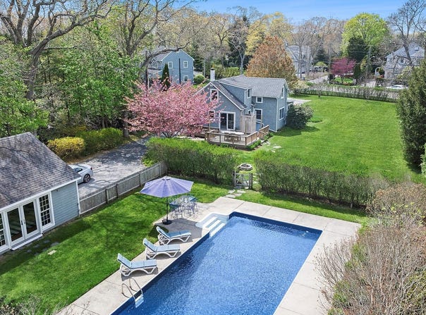 24 Baycrest Avenue, Westhampton, NY 11977