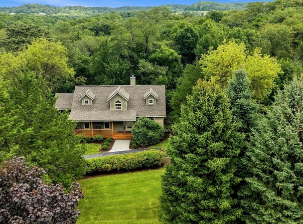 13 Washburne Lane, GALENA, IL 61036