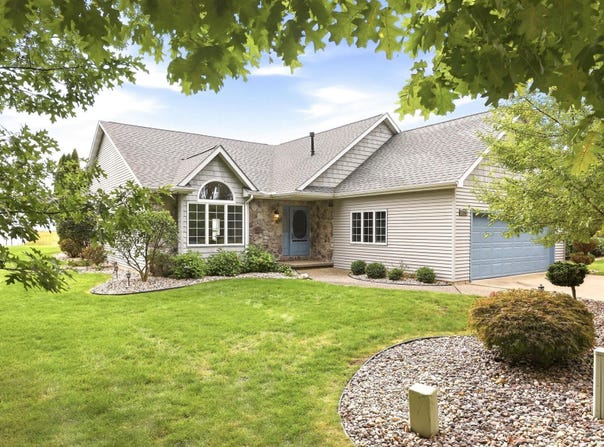 1100 Cove Court, Au Gres, MI 48703