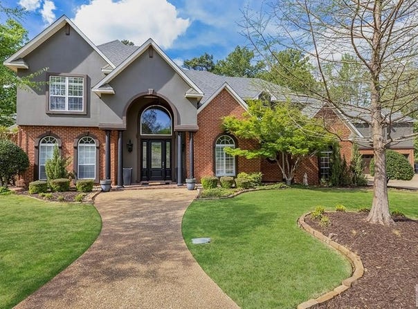 3 Stonegate Cir., Texarkana, TX 75503