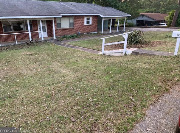 201 Davis Drive, Centerville, GA 31028