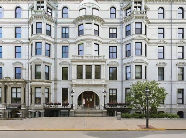 160 Commonwealth Ave, Boston, MA 02116