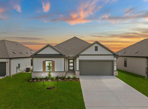 148 Wind Hill, Jarrell, TX 76537