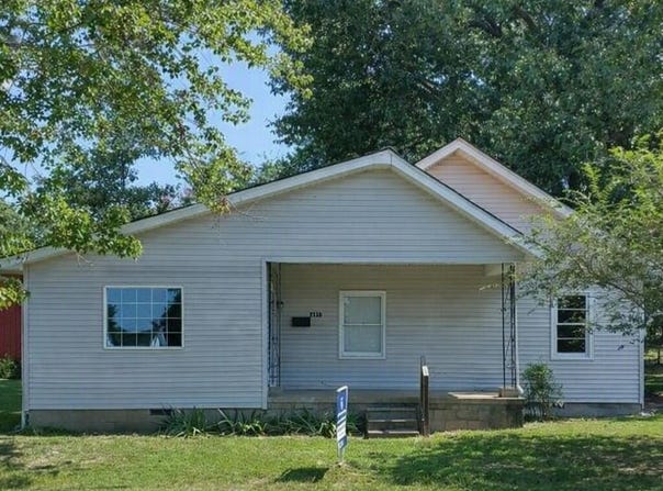 605 Langley Ave, Providence, KY 42450
