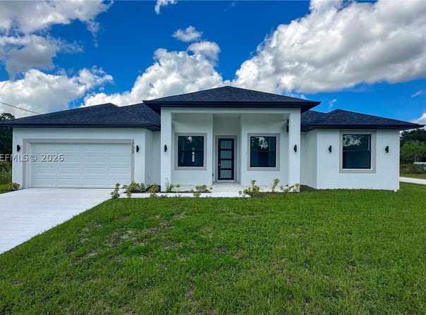 733 Alee St E, Lehigh Acres, FL 33974