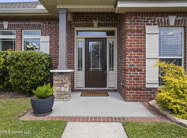 12 Estate Drive, Long Beach, MS 39560