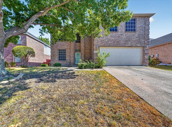 10618 Newcastleton Lane, Rowlett, TX 75089