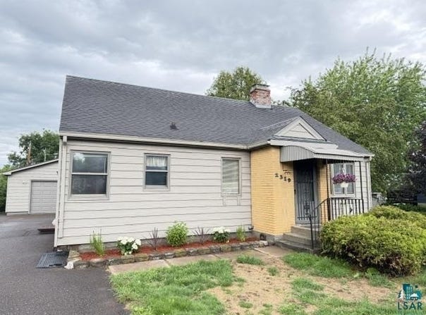2319 Ensign St, Duluth, MN 55811