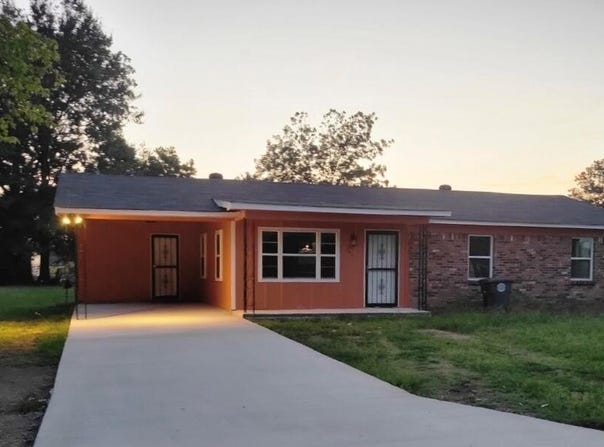 141 Shirra, Earle, AR 72205