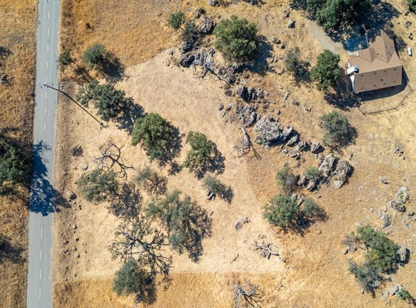 Alameda Place, Tehachapi, CA 93561