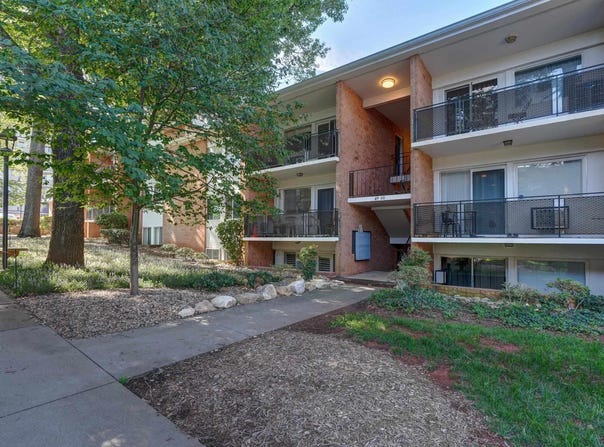 1800 JEFFERSON PARK AVE, CHARLOTTESVILLE, VA 22903