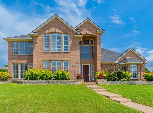2700 Sunset Circle, Plano, TX 75093