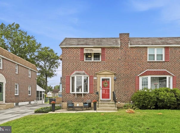 213 EVERGREEN AVE, FOLSOM, PA 19033