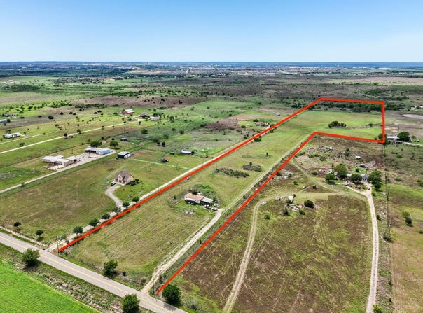 14204 Graef Rd, Creedmoor, TX 78610