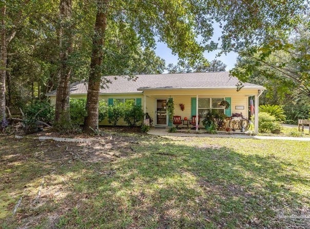 32844 W Bay Dr, Lillian, AL 36549